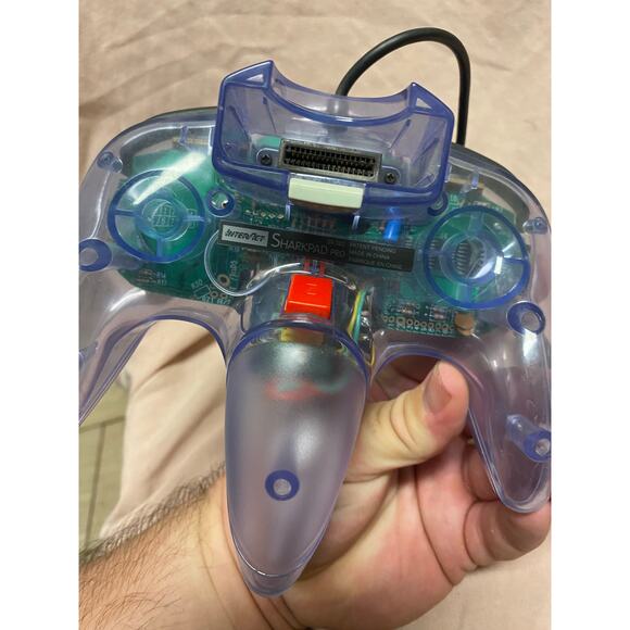 InterAct SharkPad Pro 64 Nintendo 64 Clear N64 Controller Tight Stick - Picture 2 of 2